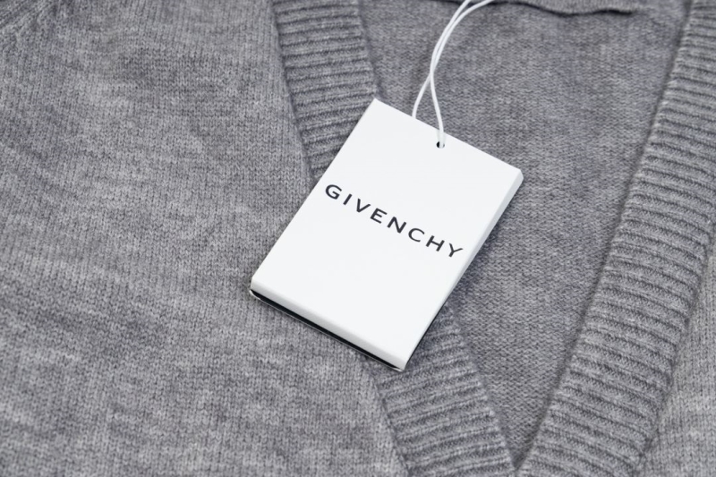 Givenchy Sweaters